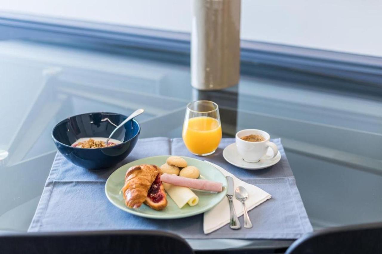 Lisbon Airport Charming Rooms By Lovelystay Exterior photo
